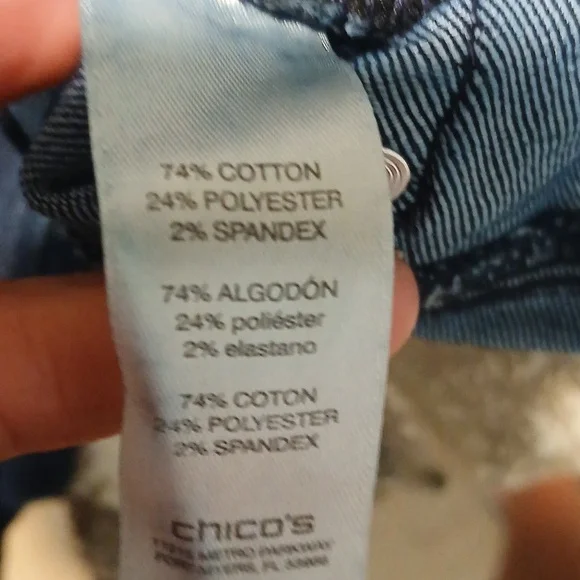 Chico's Dark Blue Ankle Jeans 1.5 US SIZE 10 OR MEDIUM - Picture 9 of 11